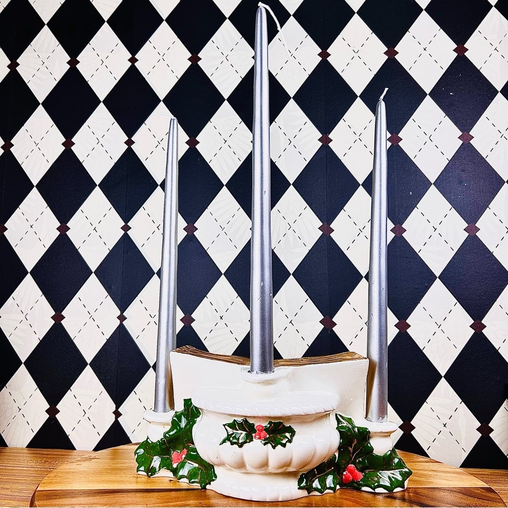 Elegant Christmas CandleHolder or Vase – Open Book Vintage| Ceramic - Picture 9 of 14
